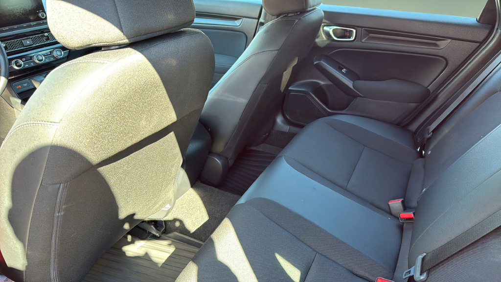 Used 2025 Honda Civic Sport image 18