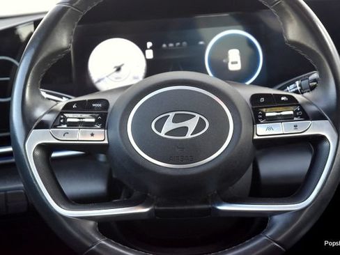 Used 2025 Hyundai Elantra SEL FWD image 13