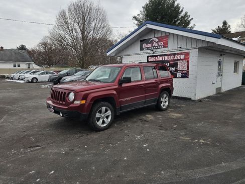 Used 2014 Jeep Patriot Sport w/ Power Value Group image 5