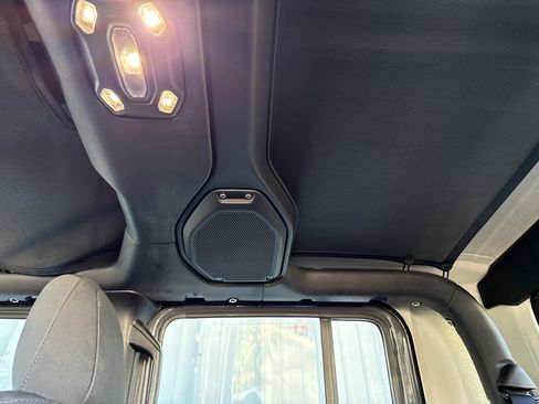 Used 2020 Jeep Gladiator Rubicon w/ Trailer Tow Package image 38