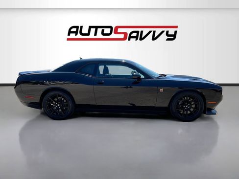 Used 2022 Dodge Challenger R/T Scat Pack w/ Dynamics Package RWD image 8