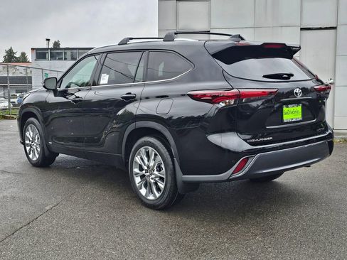 New 2026 Toyota Highlander Limited AWD/4WD image 5