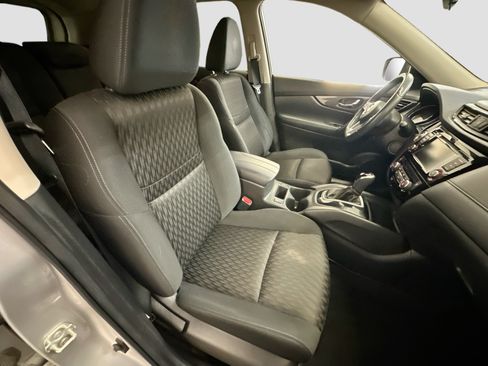 Used 2018 Nissan Rogue SV w/ Premium Package AWD/4WD image 33