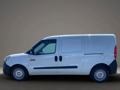 Used 2021 RAM ProMaster City Tradesman image 3