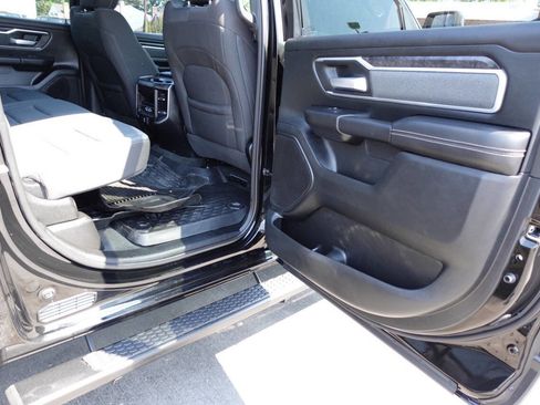 Used 2022 RAM 1500 Big Horn AWD/4WD image 27