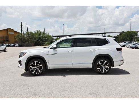 Used 2024 Volkswagen Atlas SEL Premium R-Line AWD/4WD image 6