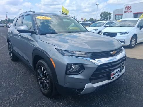 Used 2023 Chevrolet TrailBlazer LT FWD image 4