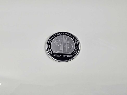 New 2025 Mercedes-Benz GLC 63 AMG S image 11