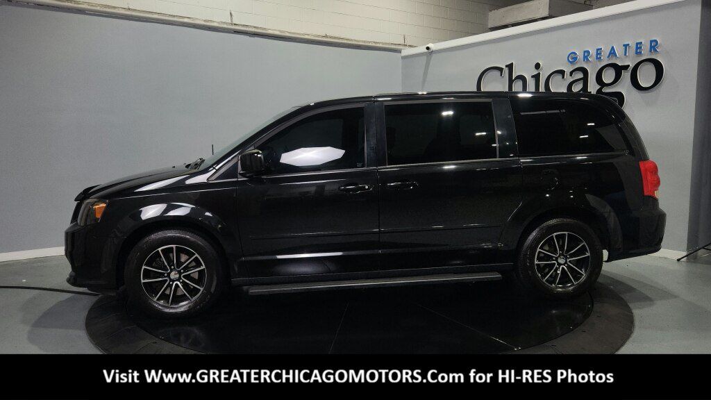 Used 2015 Dodge Grand Caravan SXT w/ Blacktop Package FWD image 7