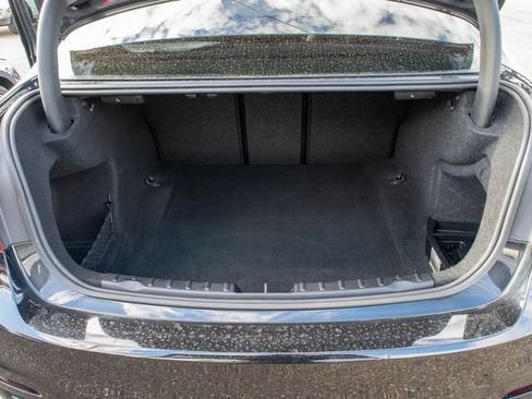 Used 2018 BMW 330i xDrive Sedan w/ Convenience Package image 9