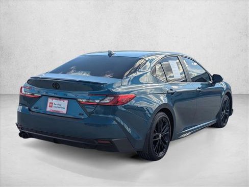 Certified 2025 Toyota Camry SE image 5