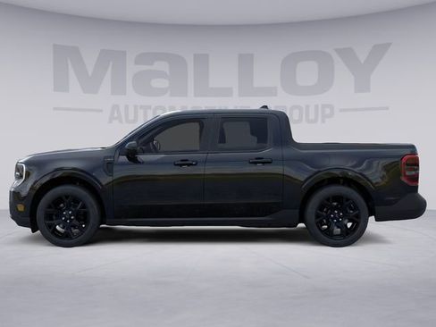 New 2026 Ford Maverick Lariat w/ Black Appearance Package image 3