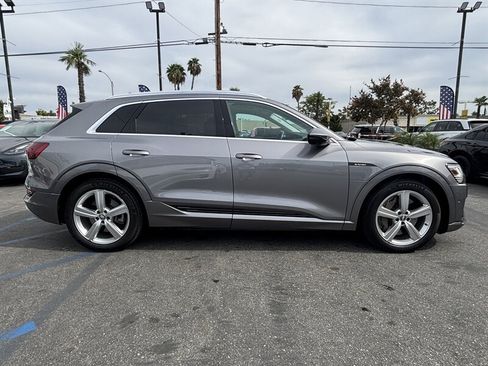 Used 2019 Audi e-tron Premium Plus AWD/4WD image 7