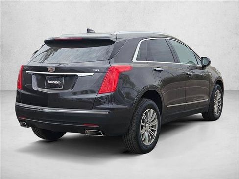 Used 2017 Cadillac XT5 Luxury w/ Driver Awareness Package FWD image 5