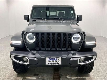 Used 2022 Jeep Gladiator Overland w/ Popular Equipment Package