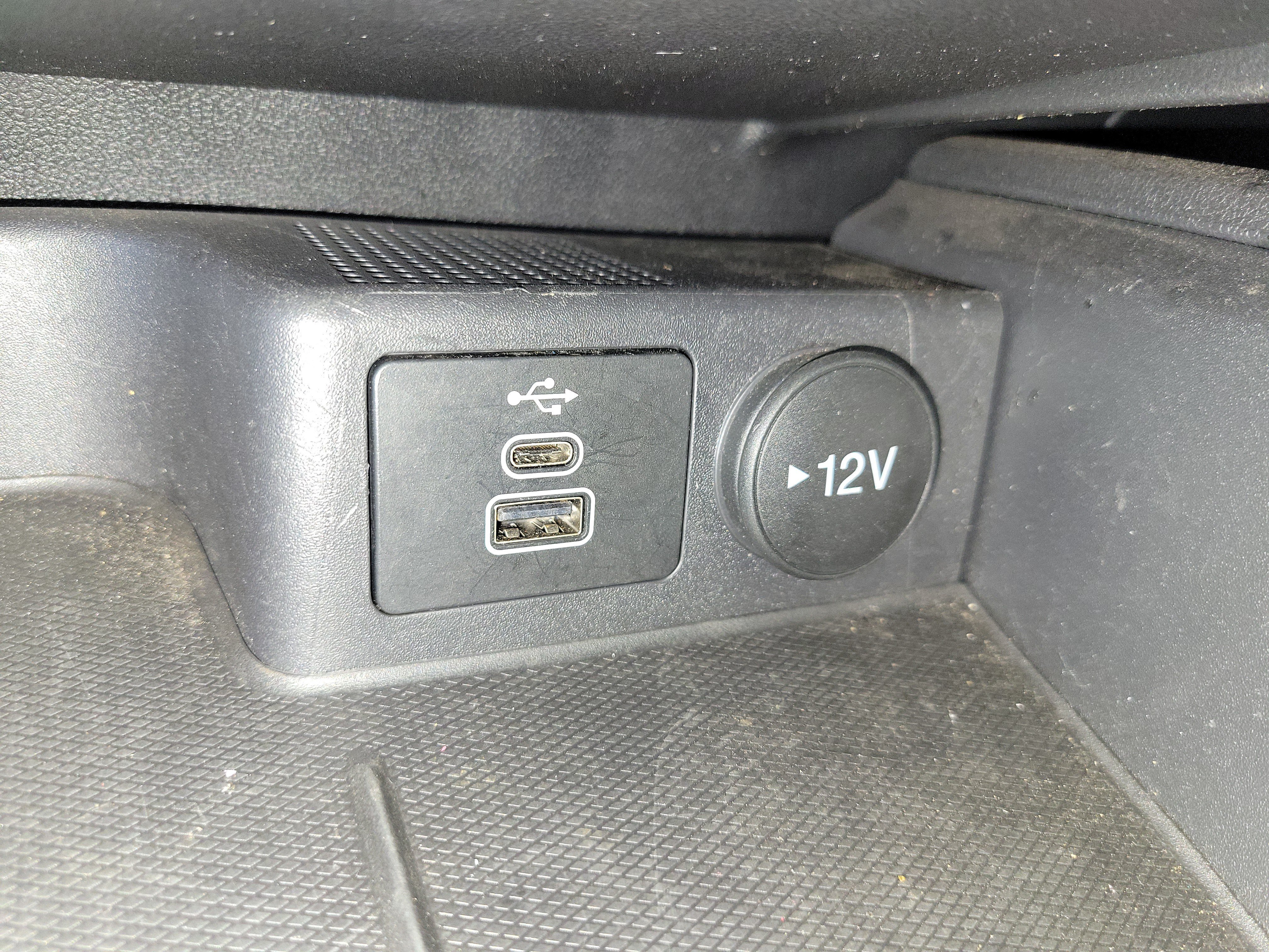 Used 2025 Ford Escape Active w/ Tech Pack #1 FWD image 18