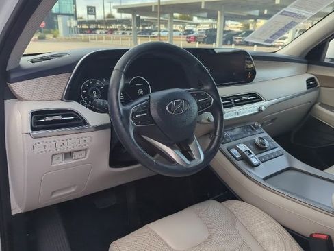 Used 2021 Hyundai Palisade Limited image 4