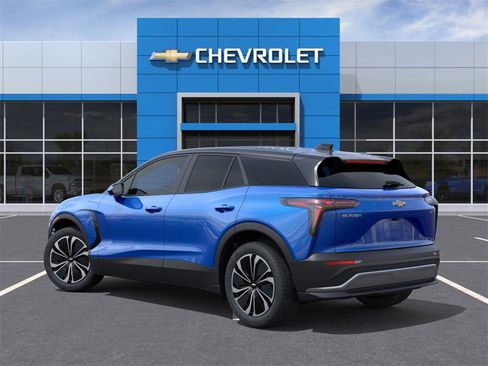New 2025 Chevrolet Blazer EV LT image 3