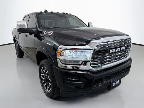 Used 2024 RAM 2500 Limited AWD/4WD image 1