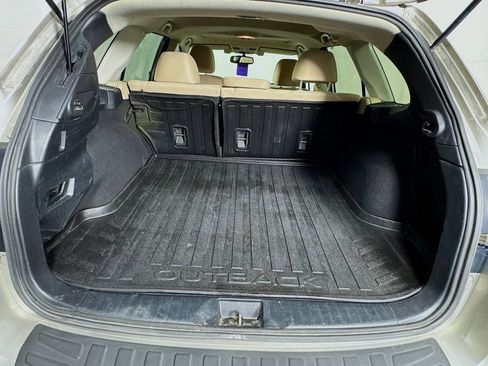 Used 2015 Subaru Outback 2.5i Premium image 31