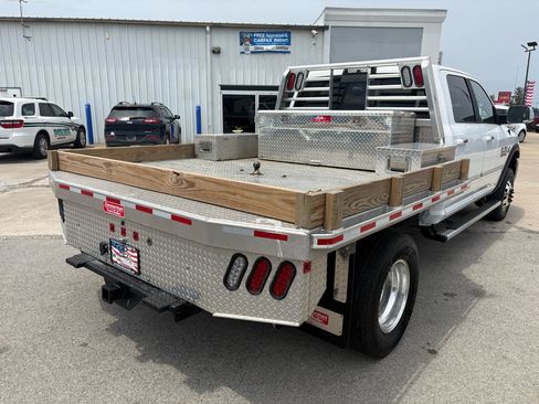 Used 2018 RAM 3500 Laramie AWD/4WD image 3