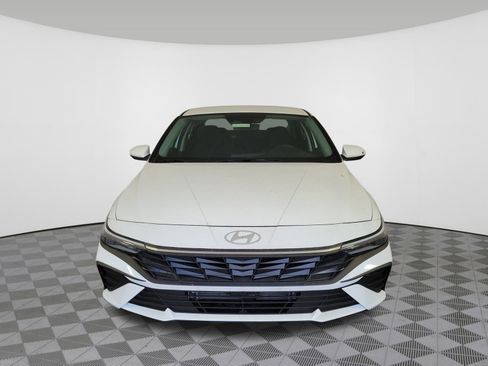 New 2025 Hyundai Elantra Blue image 41
