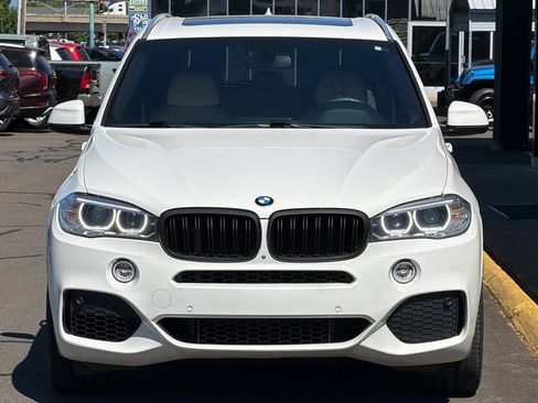 Used 2017 BMW X5 xDrive50i AWD/4WD image 10
