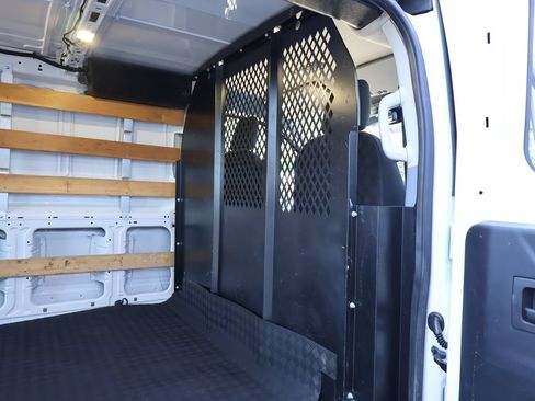 Used 2017 Ford Transit 250 130 Low Roof w/ Exterior Upgrade Package RWD image 27