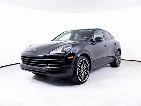 Certified 2023 Porsche Cayenne Coupe image 1