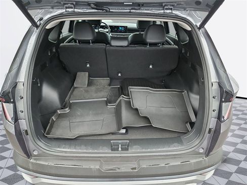 Certified 2025 Hyundai Tucson SEL image 24