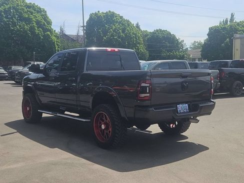 Used 2020 RAM 2500 Laramie w/ Night Edition AWD/4WD image 5