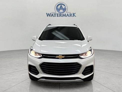 Used 2021 Chevrolet Trax LT w/ Premium Seat Package image 8