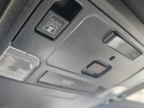 Used 2025 Toyota Tacoma SR5 image 14