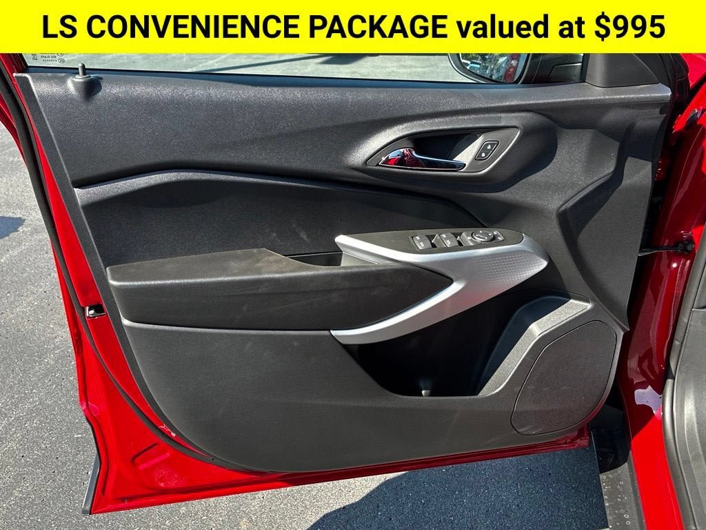 New 2026 Chevrolet Trax LS w/ LS Convenience Package FWD image 2