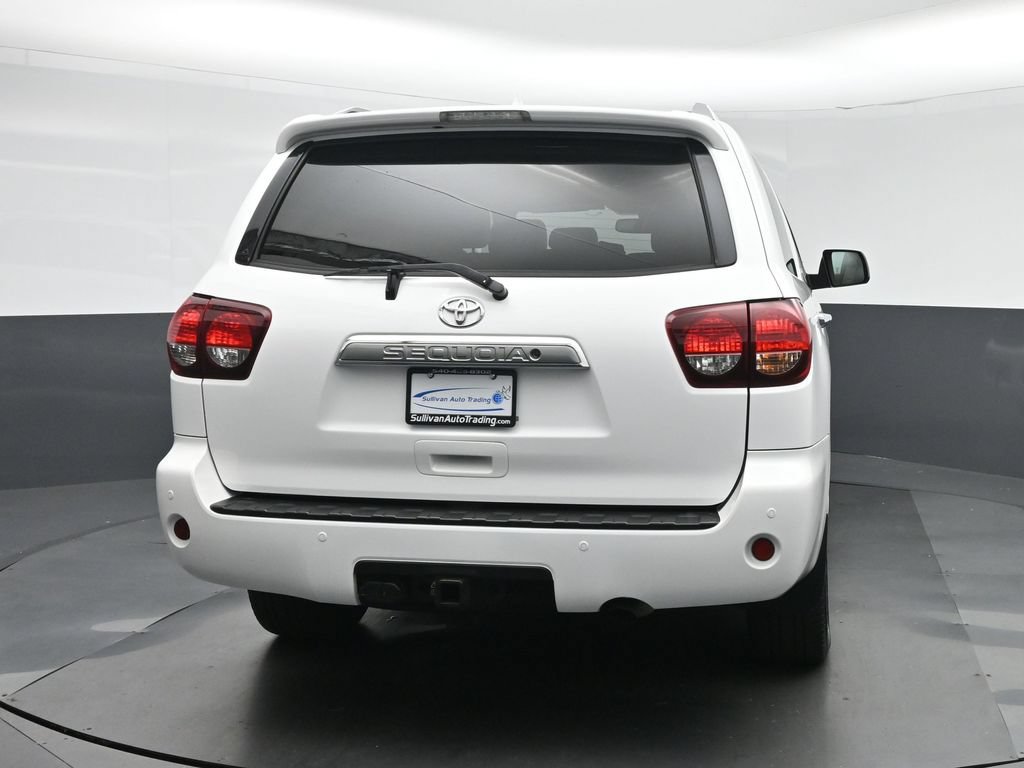 Used 2019 Toyota Sequoia Limited w/ Safety & Convenience Package AWD/4WD image 6