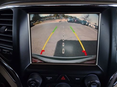 Used 2015 Jeep Grand Cherokee Overland w/ Trailer Tow Group IV image 9