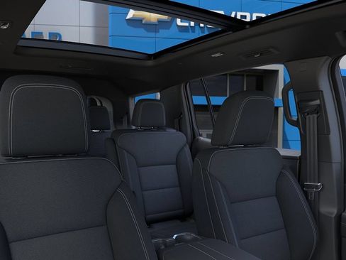 New 2027 Chevrolet Traverse LT w/ Sun and Wheel Package AWD/4WD image 24
