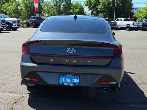 Used 2023 Hyundai Sonata SEL FWD image 7