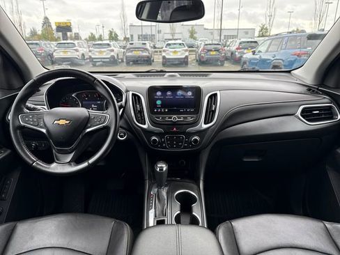 Used 2021 Chevrolet Equinox Premier AWD/4WD image 11
