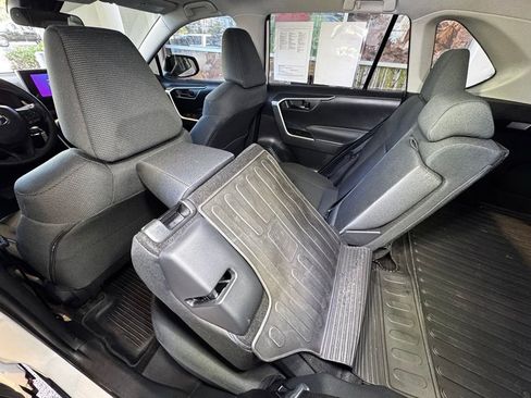 Certified 2025 Toyota RAV4 LE AWD/4WD image 42