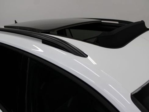 Used 2019 Volkswagen Tiguan SEL Premium R-Line AWD/4WD image 6