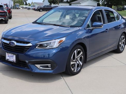 Used 2022 Subaru Legacy Limited image 2