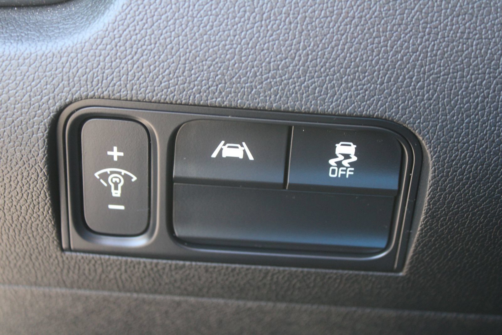 Certified 2023 Kia Sorento LX FWD image 24