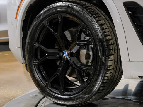Used 2026 BMW X5 sDrive40i w/ M Sport Package RWD image 62
