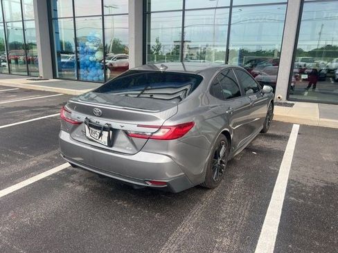 Used 2025 Toyota Camry SE w/ Multimedia Upgrade Package FWD image 10