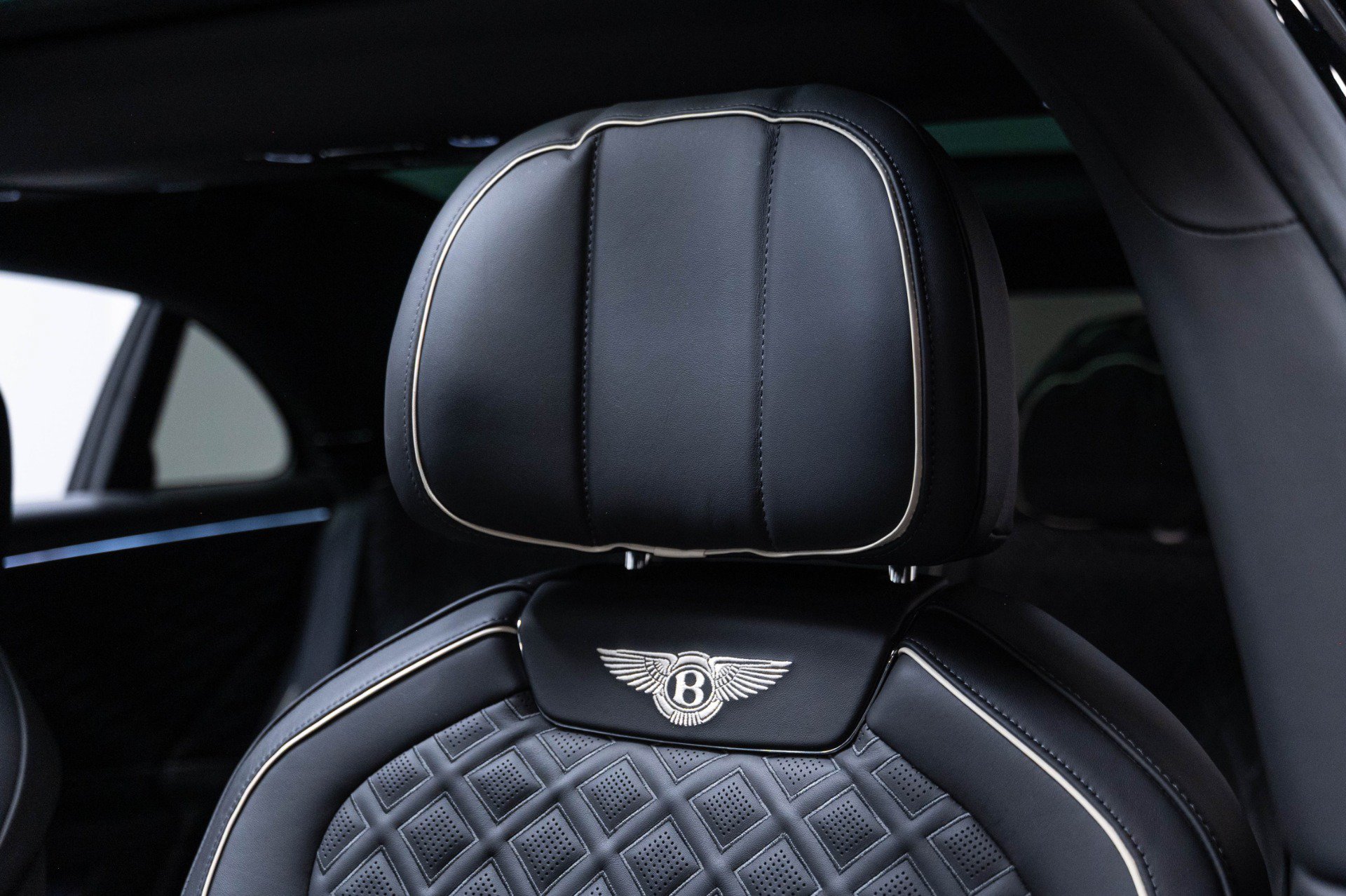 Used 2020 Bentley Flying Spur W12 AWD/4WD image 9