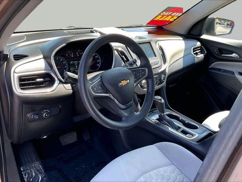 Used 2018 Chevrolet Equinox LS FWD image 14