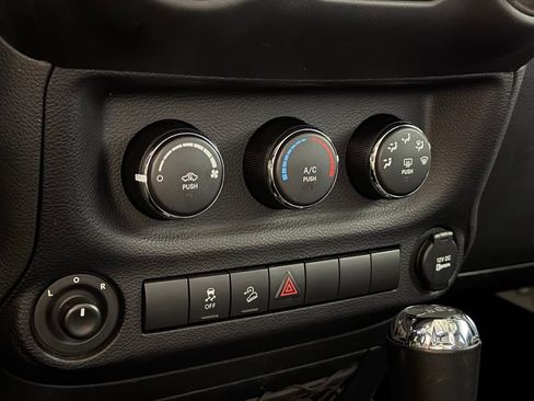 Used 2017 Jeep Wrangler Sport w/ Quick Order Package 24S image 21