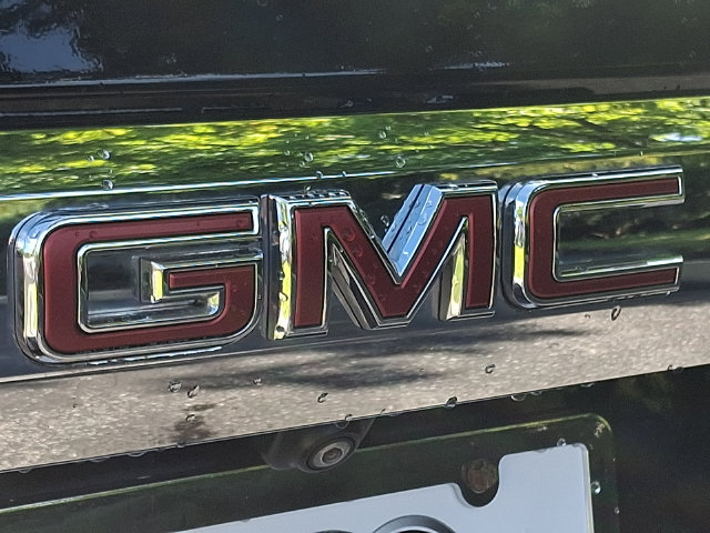 Used 2021 GMC Yukon SLT w/ SLT Luxury Package AWD/4WD image 31
