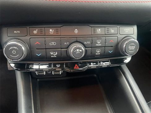 Used 2024 Dodge Durango GT image 22